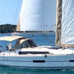 6- Dufour 382 GRAND LARGE